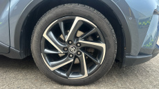 Toyota C-HR 2.0 Hybrid Dynamic 5dr CVT Hybrid Hatchback